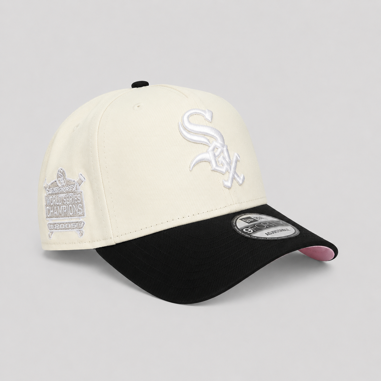 Chicago White Sox MLB World Champions 2005 Two Tone Marfil Pink 9FORTY A-Frame Snapback